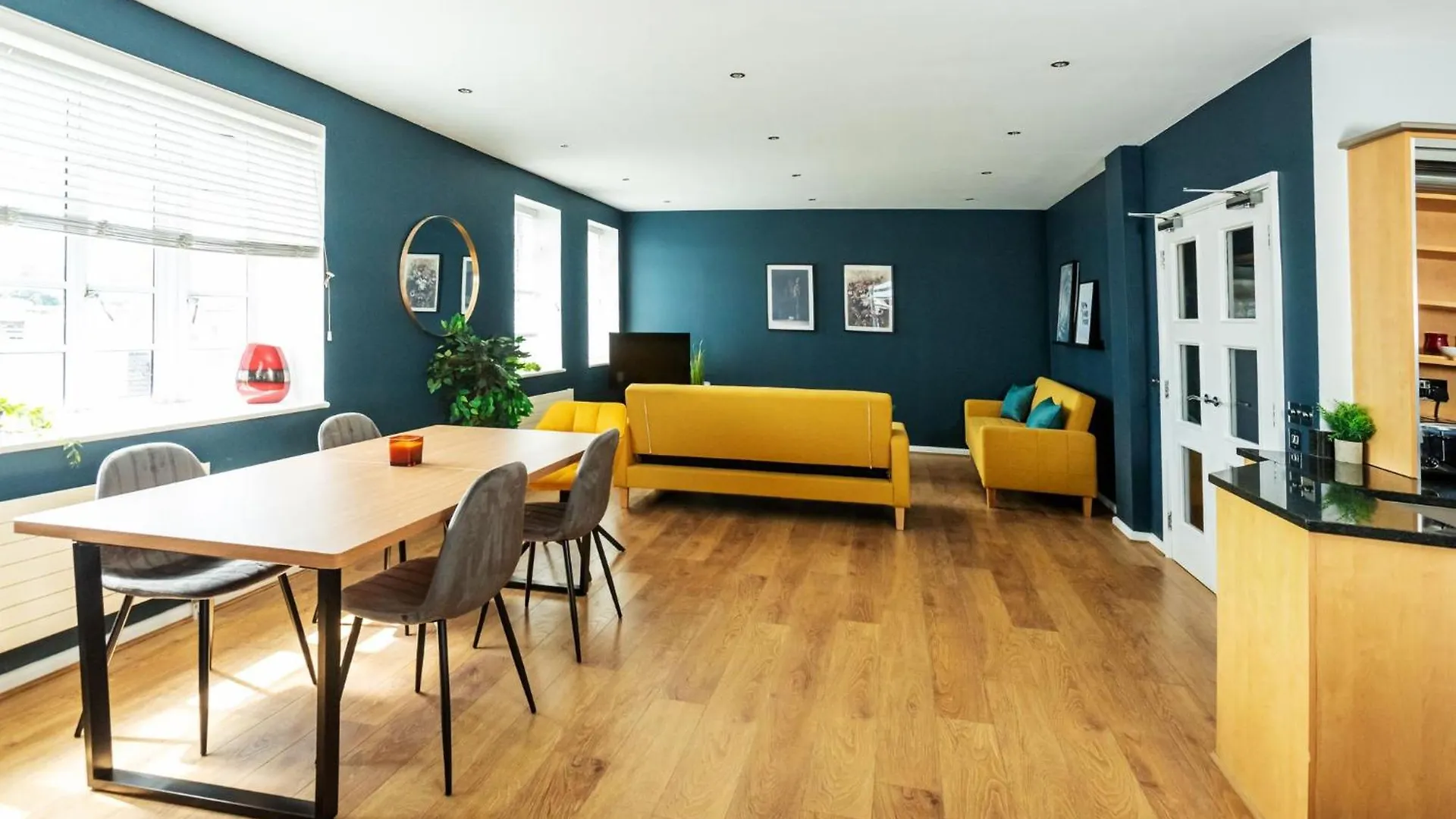 Top Floor Apartment In City Centre Brighton